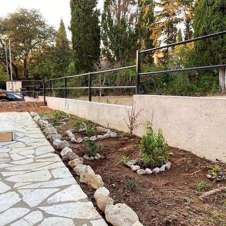 Ivy House Modern Life Near Corfu Town Kontokali Exterior foto